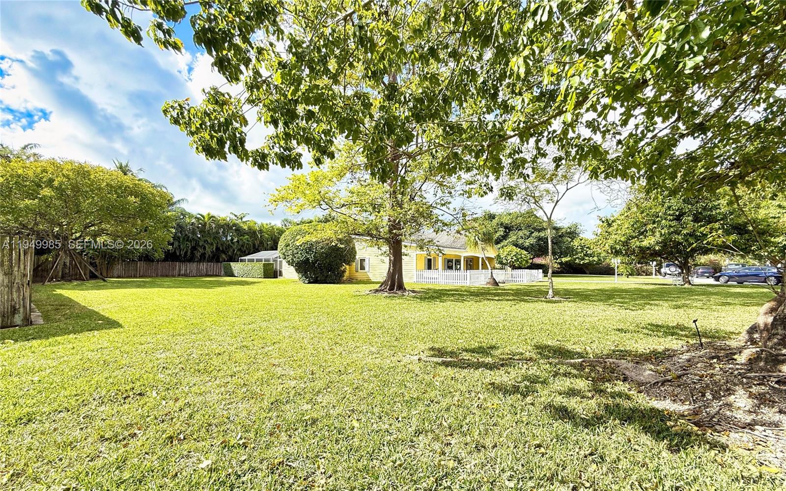 REDLANDS - Residential