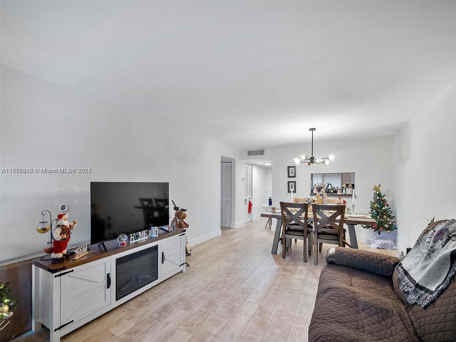 10835 SW 112th Ave 117