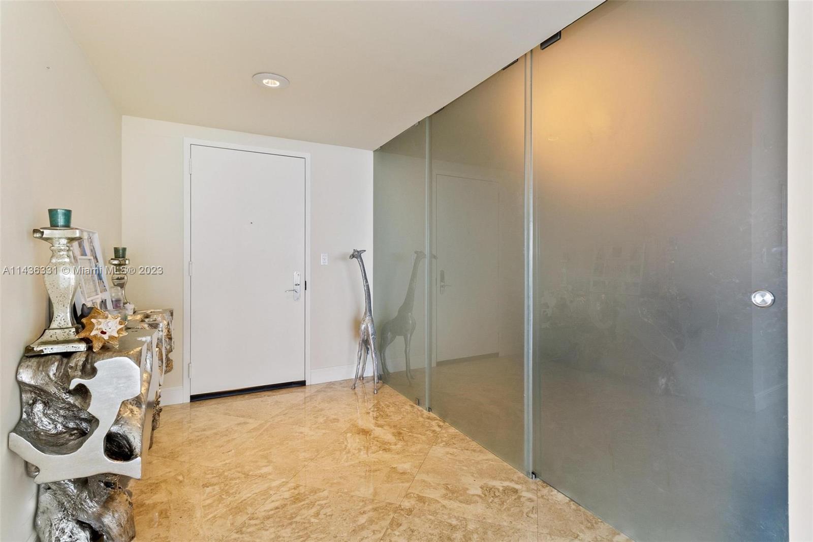 BEACH CLUB TWO - Residential