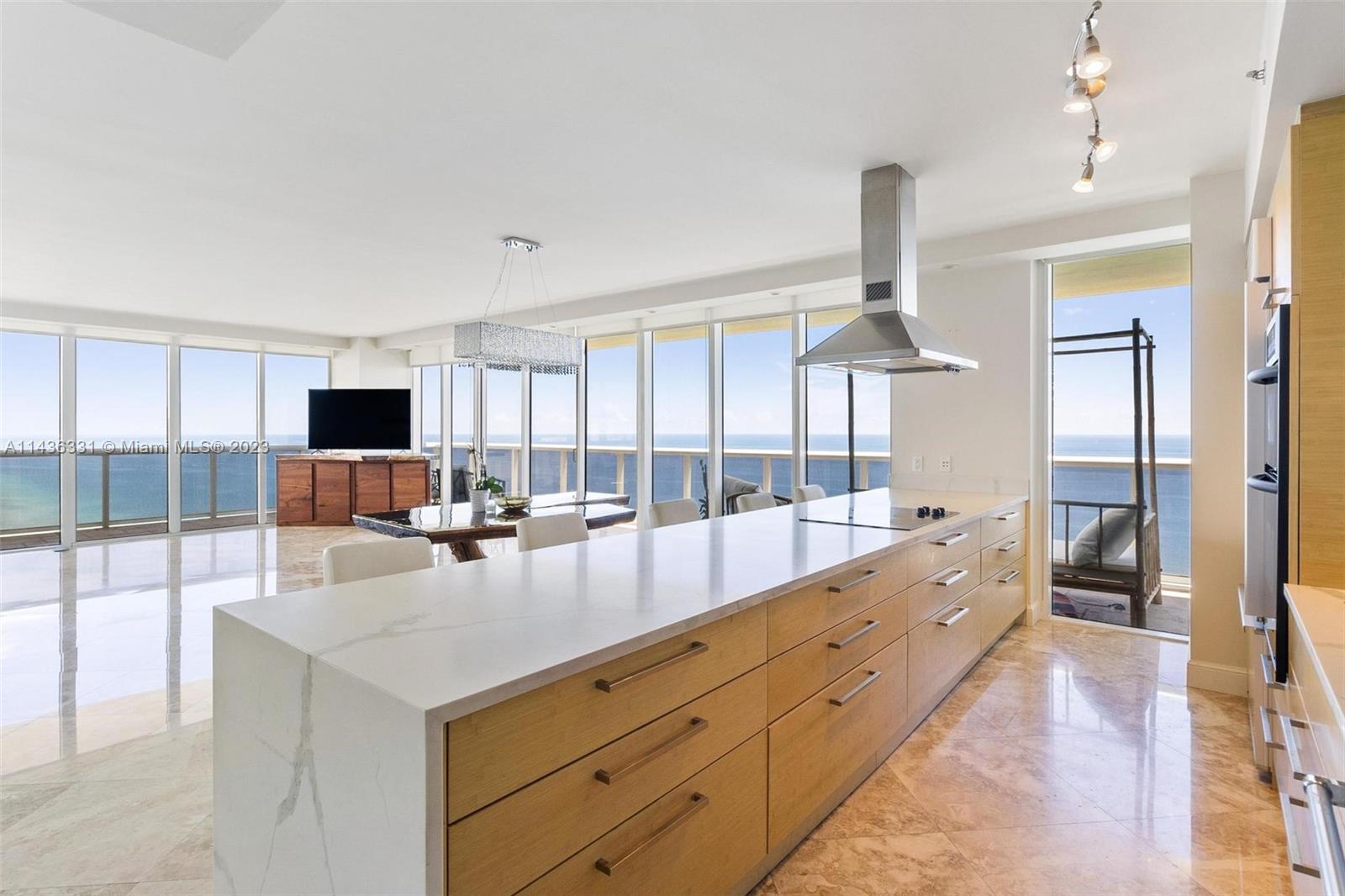 BEACH CLUB TWO - Residential