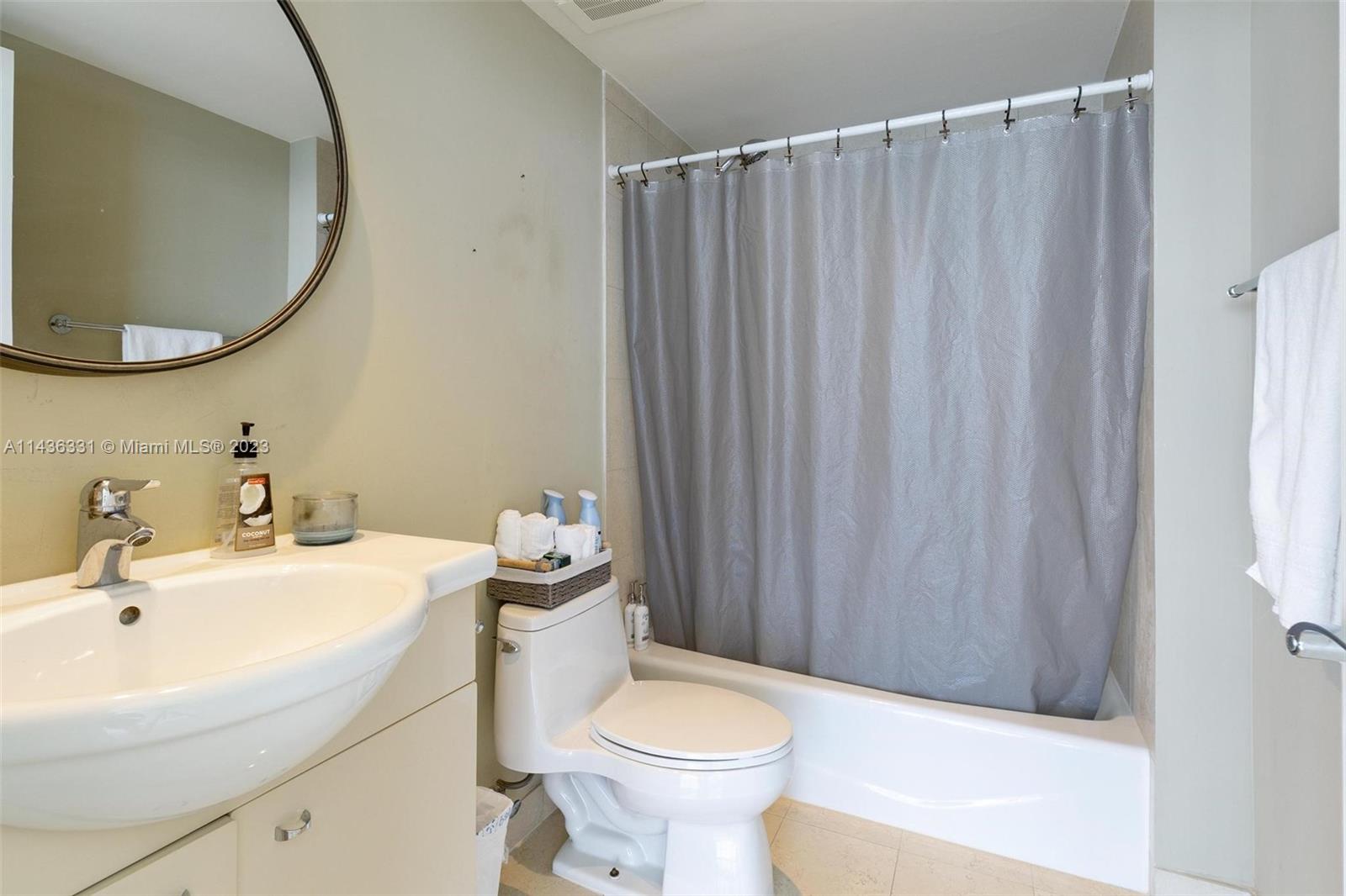 BEACH CLUB TWO - Residential