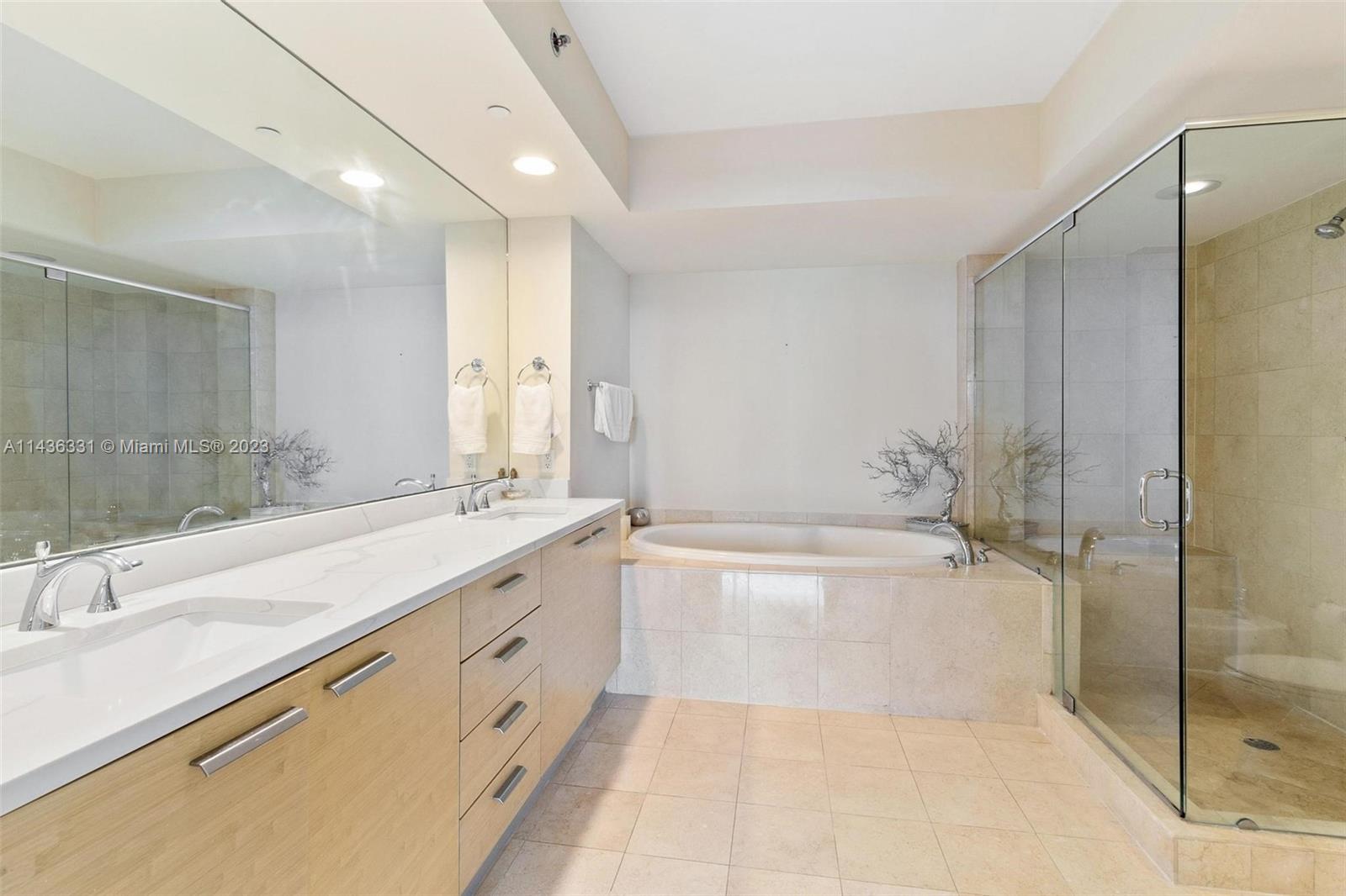 BEACH CLUB TWO - Residential