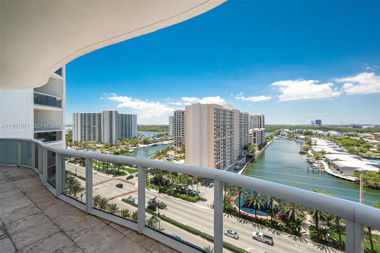 TDR TOWER I CONDO - Residential