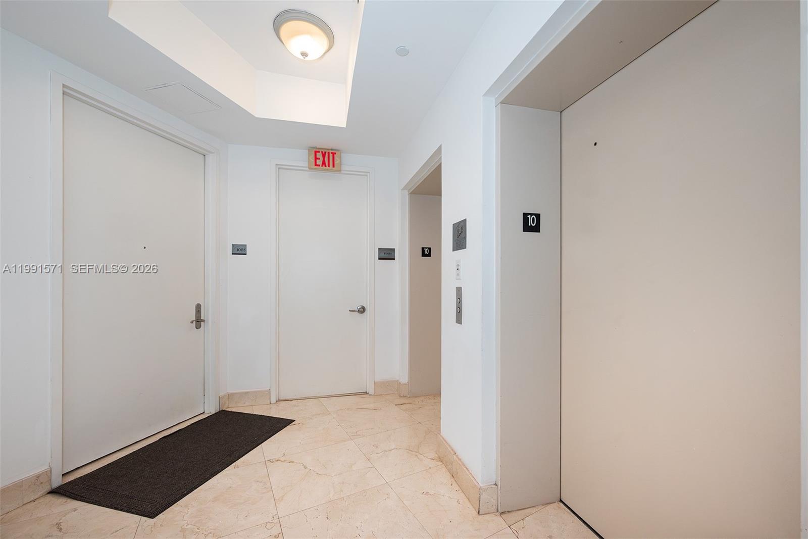 16001 collins ave 1005