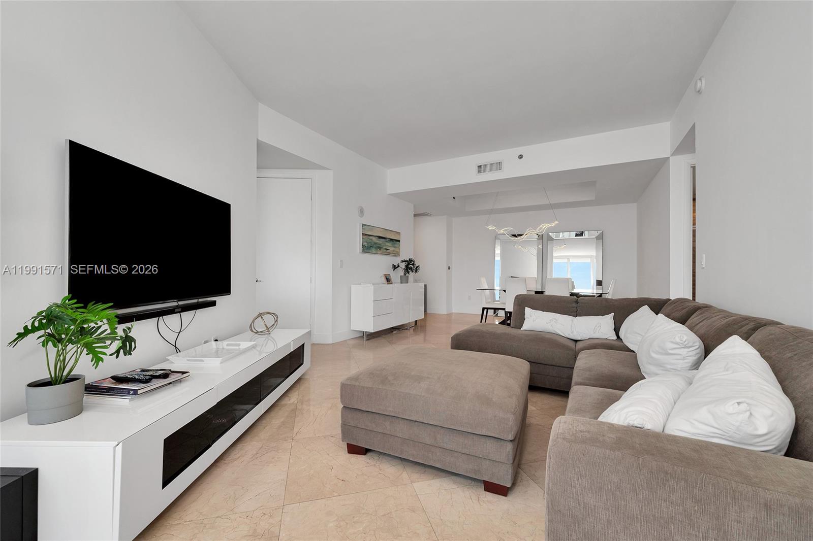 TDR TOWER I CONDO - Residential