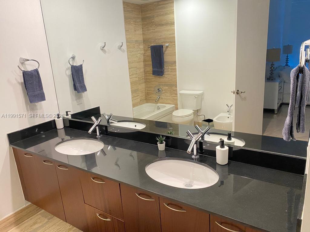 TDR TOWER I CONDO - Residential