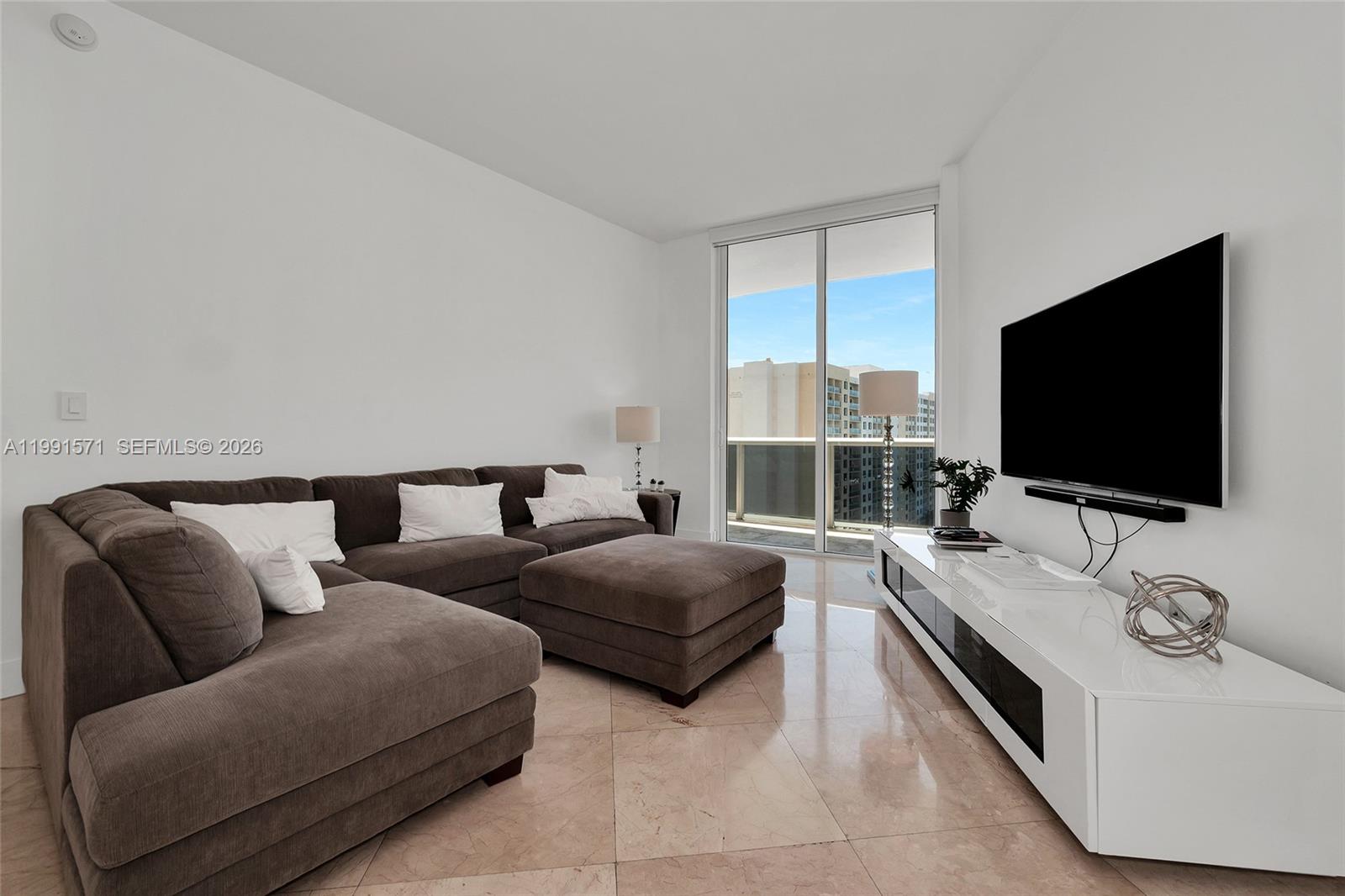 TDR TOWER I CONDO - Residential