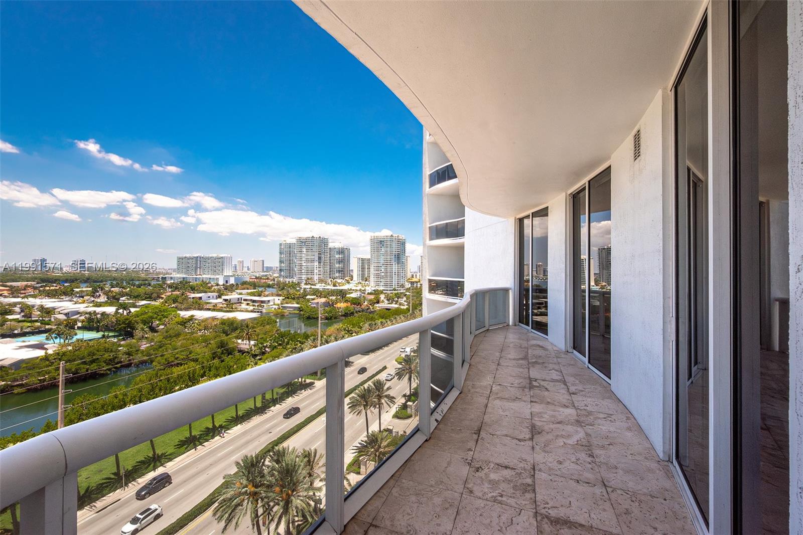 TDR TOWER I CONDO - Residential
