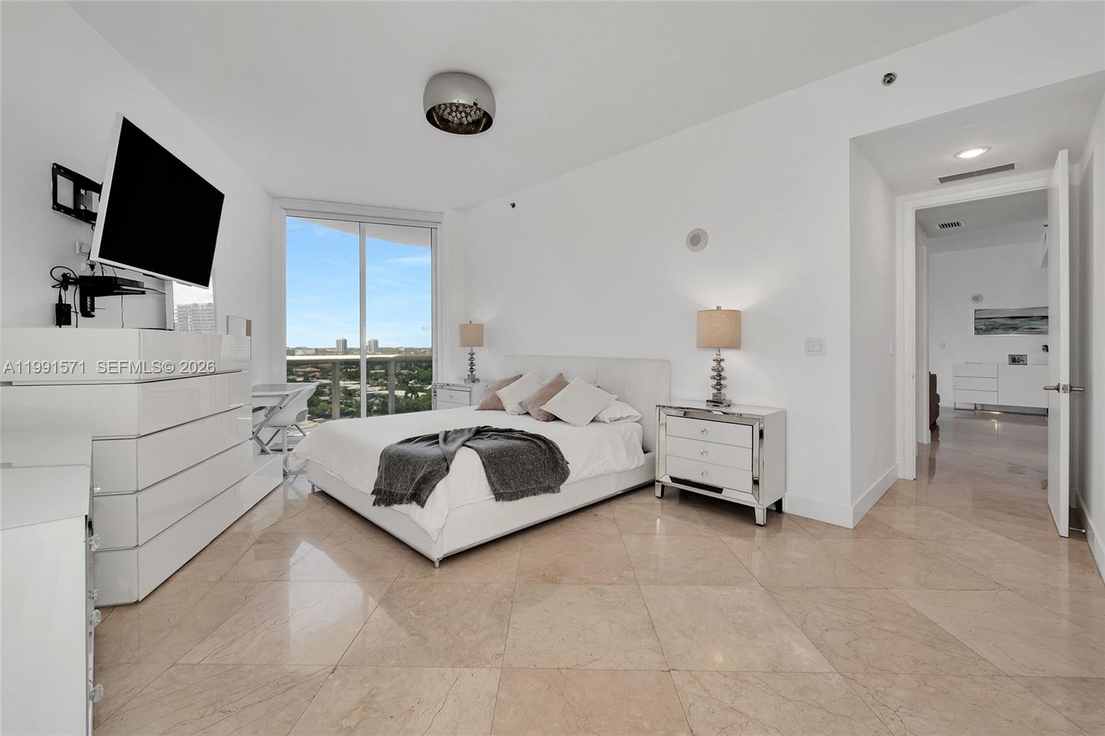 TDR TOWER I CONDO - Residential
