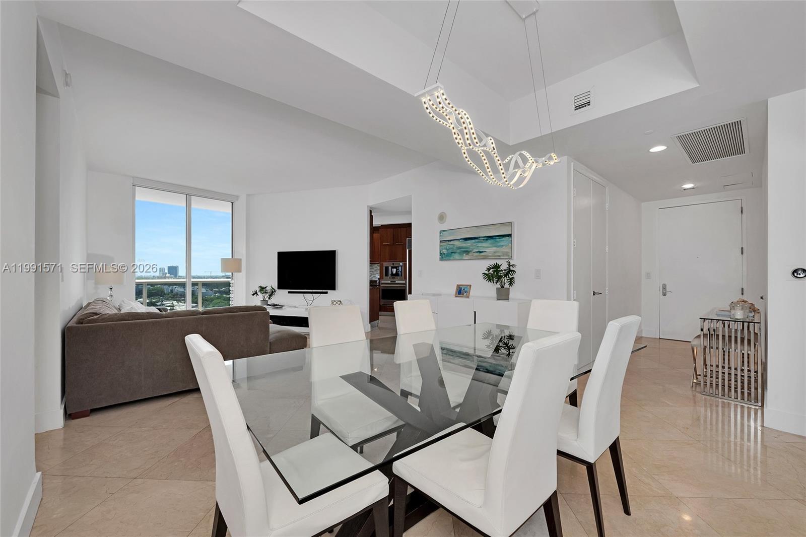 TDR TOWER I CONDO - Residential