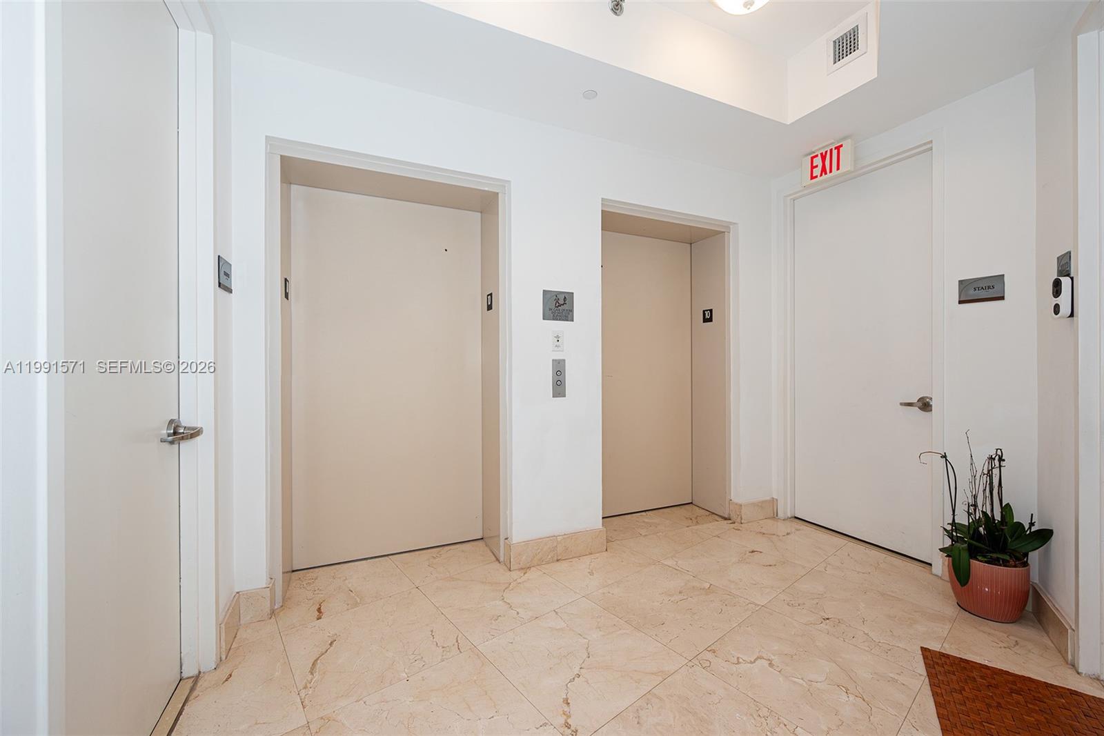 TDR TOWER I CONDO - Residential