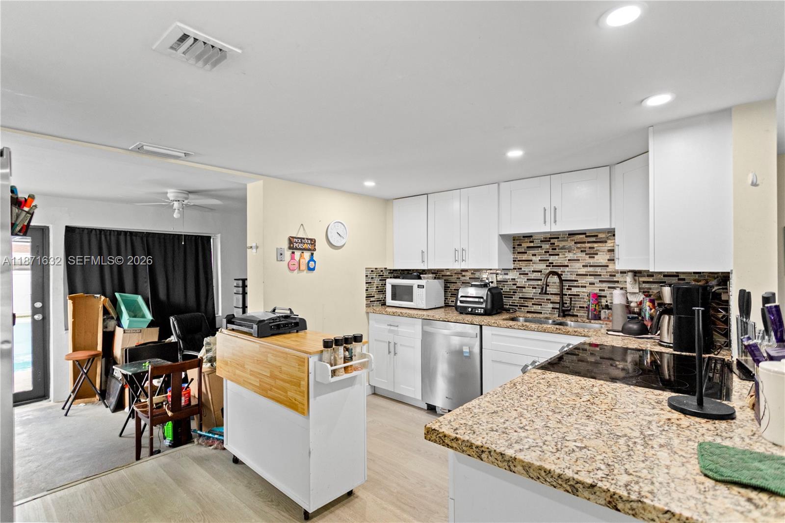 DRIFTWOOD ACRES - Residential