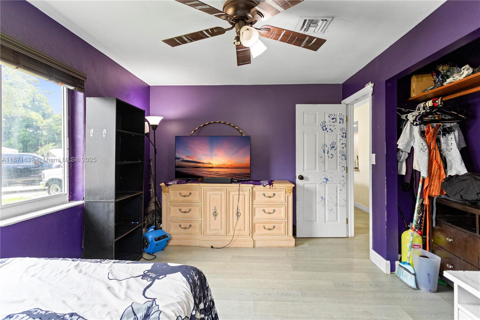 DRIFTWOOD ACRES - Residential