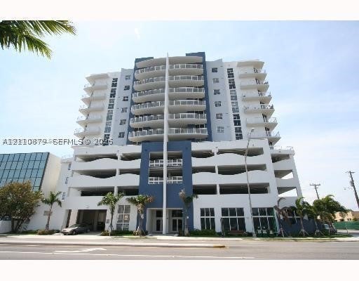 2600 SW 27th Ave 702