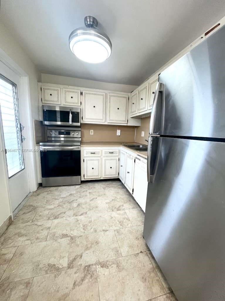 1425 ATLANTIC SHORES BLVD 308