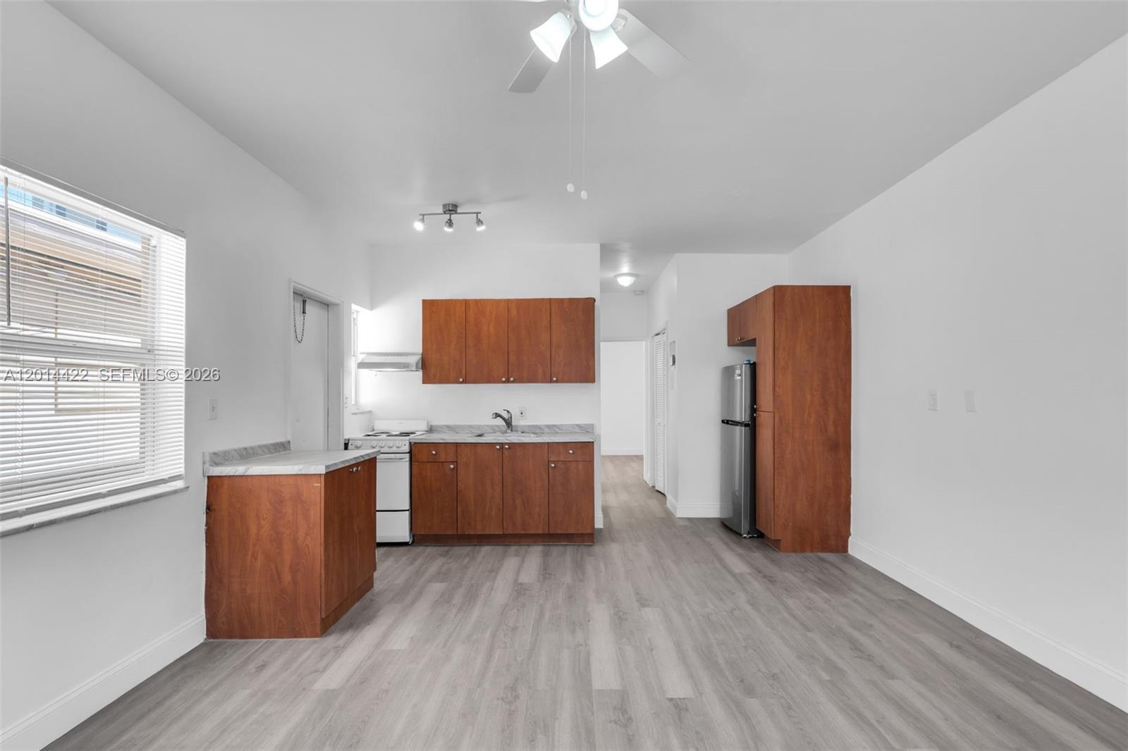 BISCAYNE BEACH-3RD ADDN PB - Residential Income