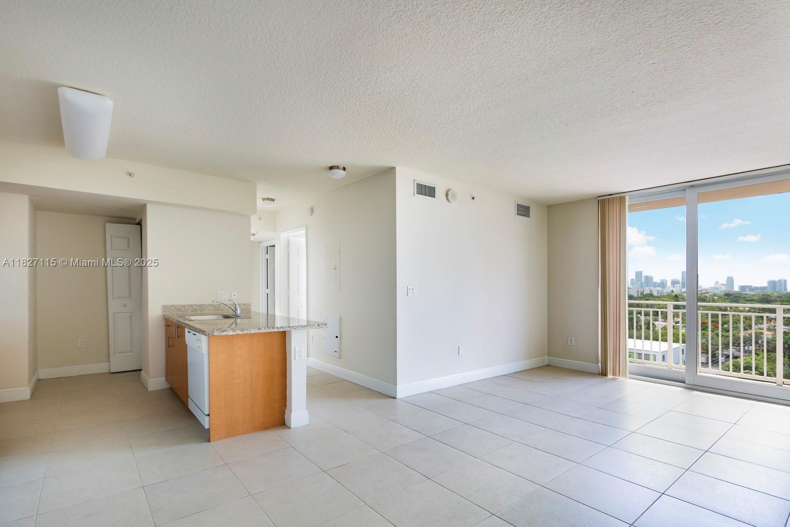This spacious 2-bedroom, 1-bath unit offers a Large primary bedroom, in-unit washer and dryer, and two private balconies for outdoor space. Residents enjoy access to on-site amenities like a gym, pool, and recreation room.