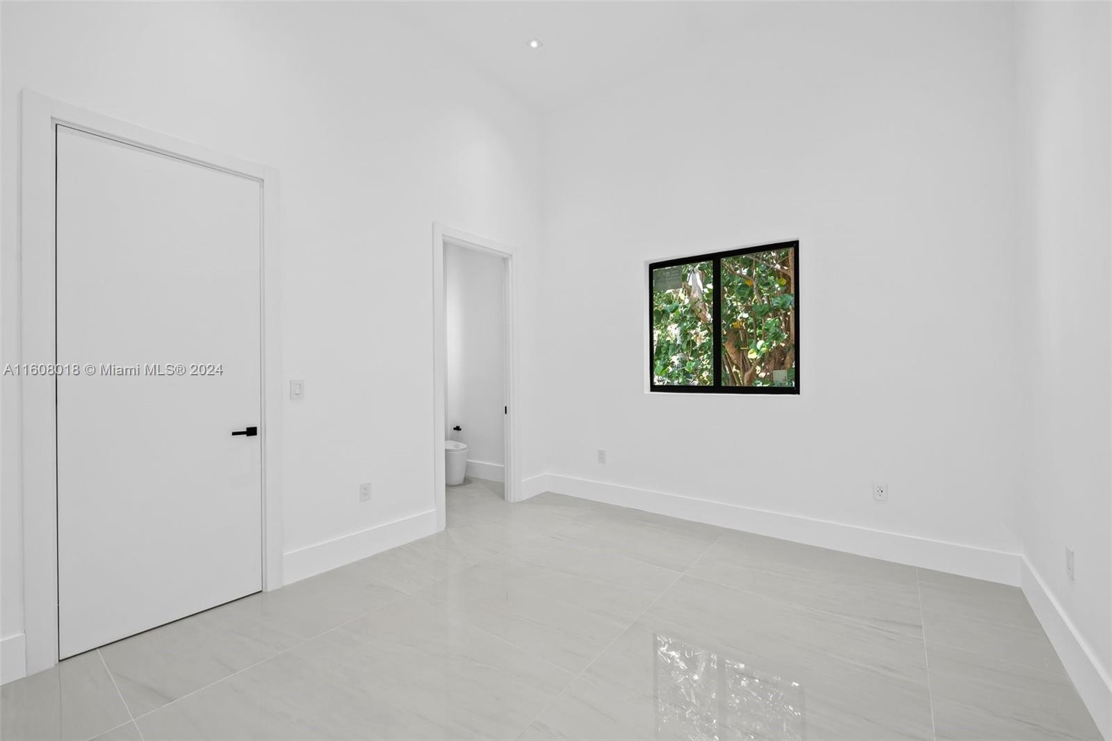 JACARANDA AREA 985 - Residential