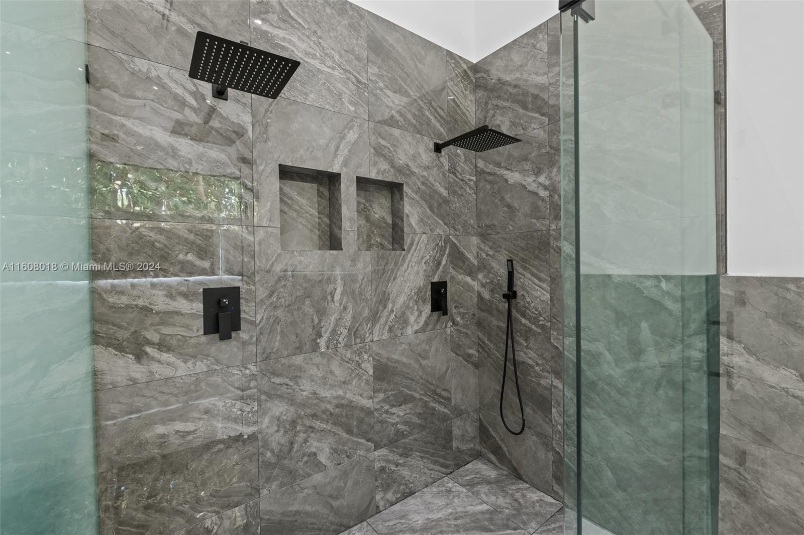 JACARANDA AREA 985 - Residential