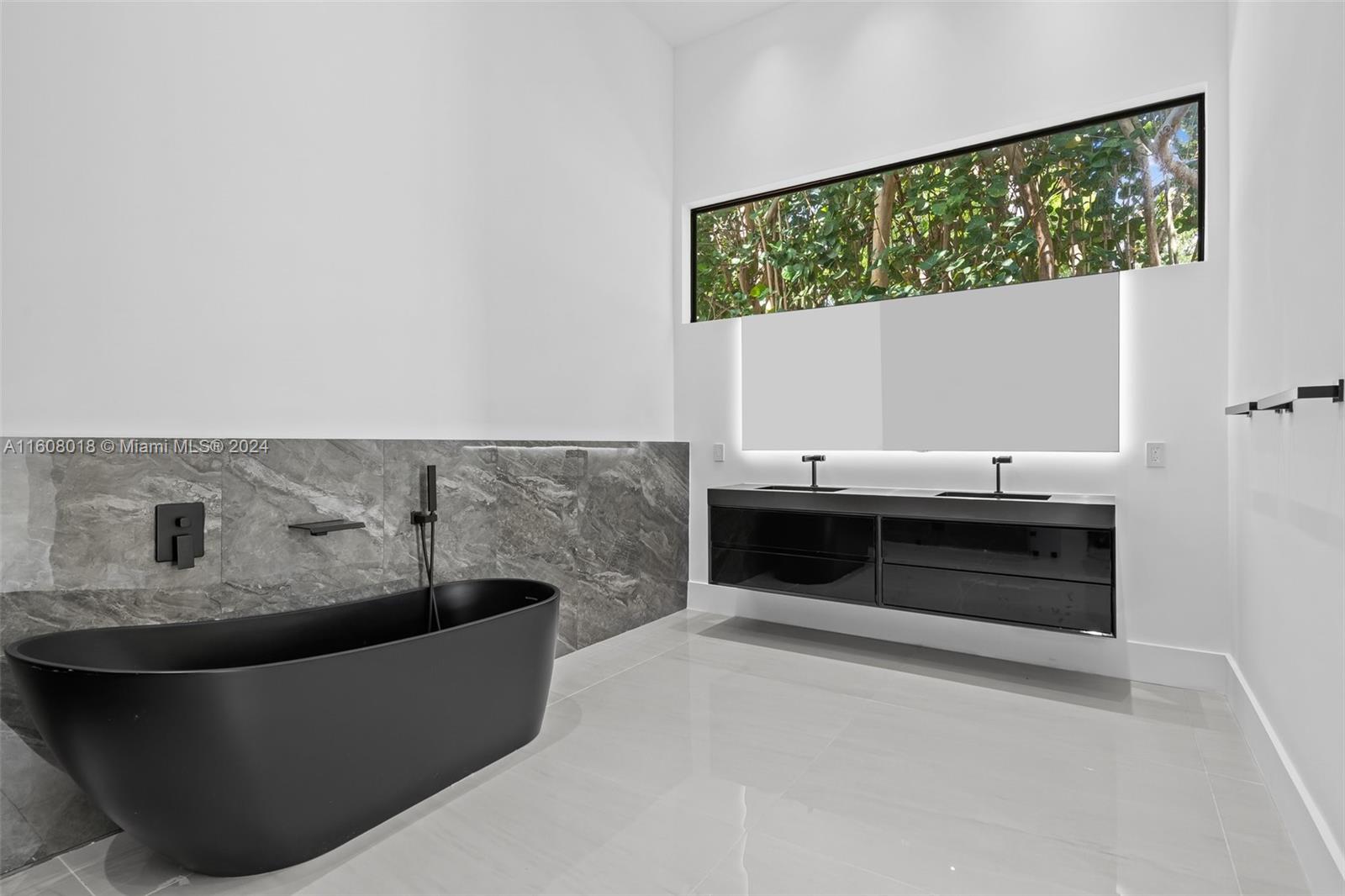 JACARANDA AREA 985 - Residential