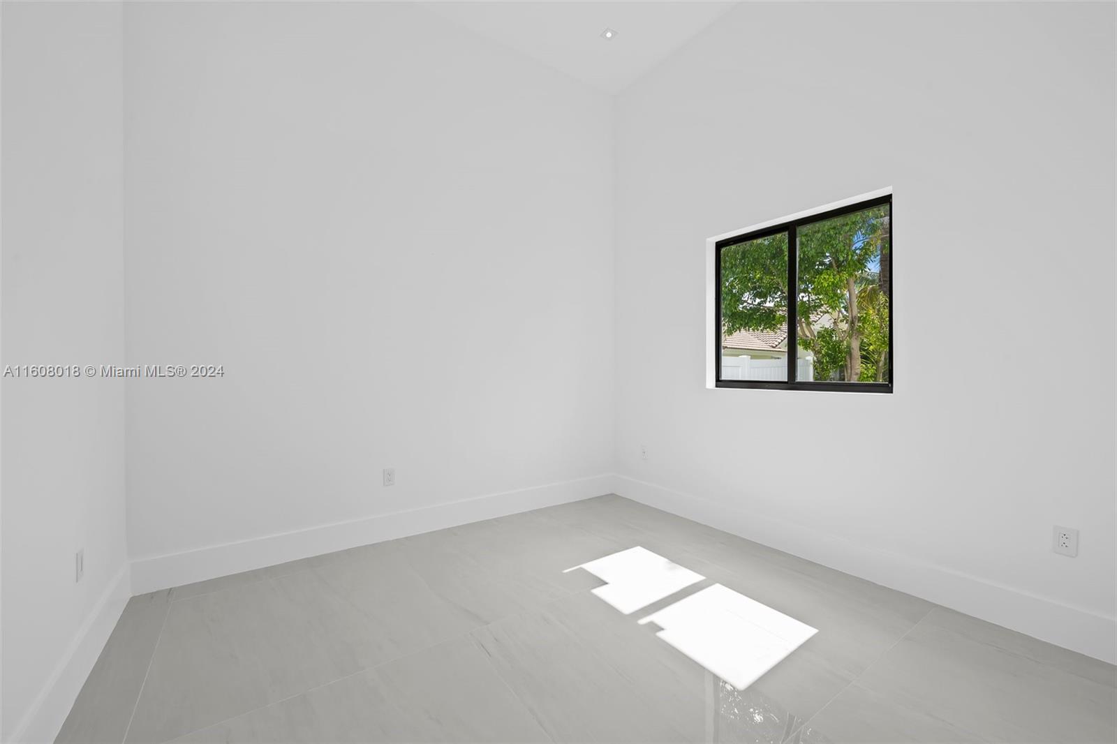 JACARANDA AREA 985 - Residential