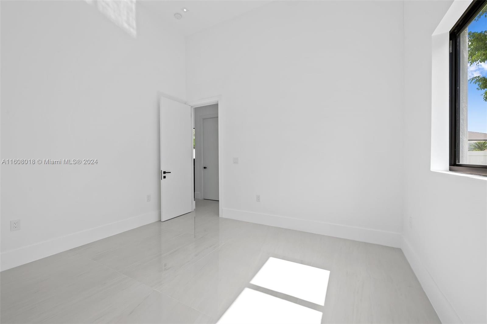 JACARANDA AREA 985 - Residential