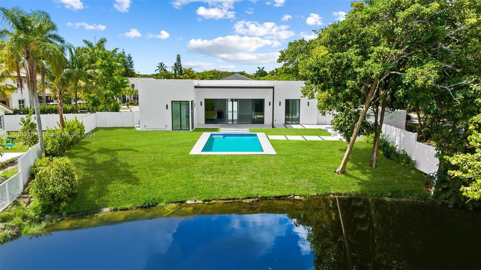 JACARANDA AREA 985 - Residential