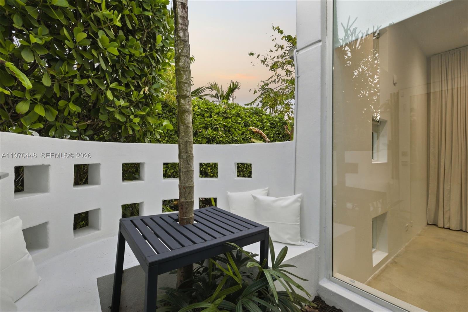 CORAL WAY PK SEC D - Residential