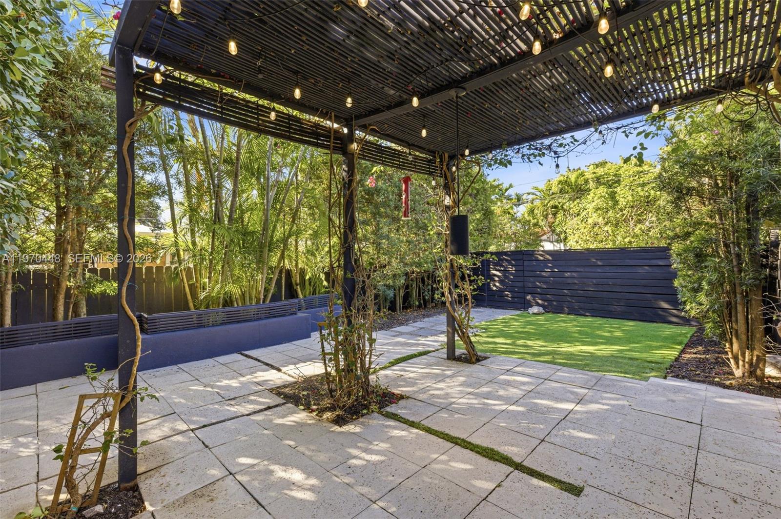 CORAL WAY PK SEC D - Residential