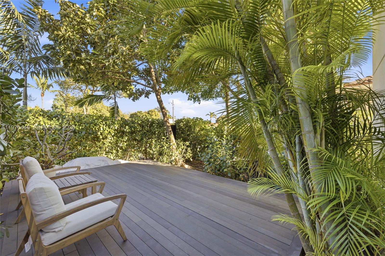 CORAL WAY PK SEC D - Residential