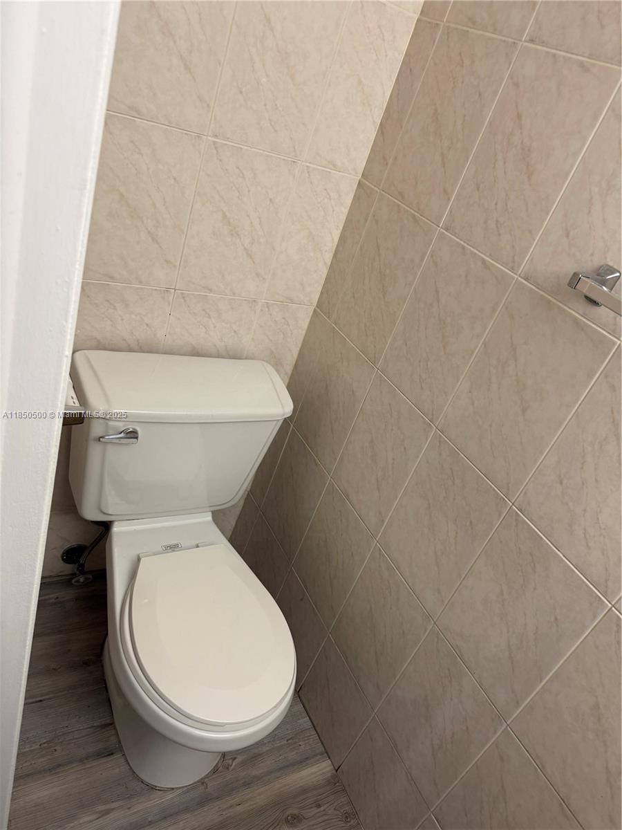 VILLAS ARANDEL CONDO - Residential