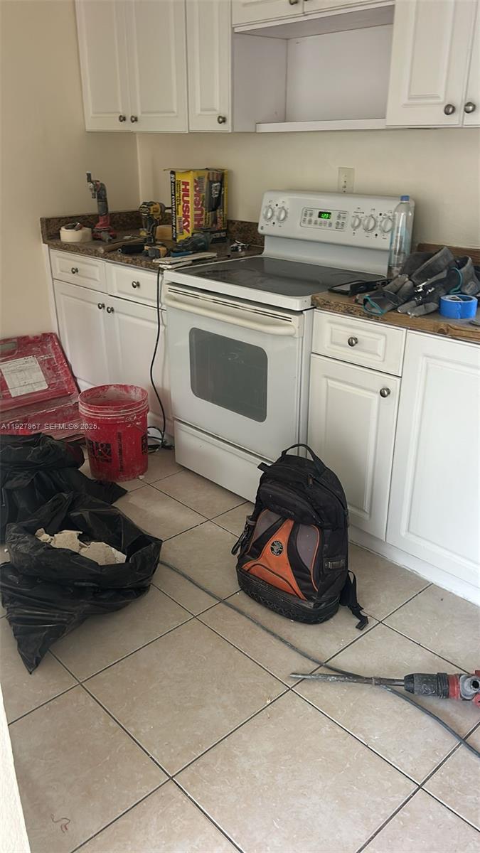 WELWYN MANOR - Residential Income