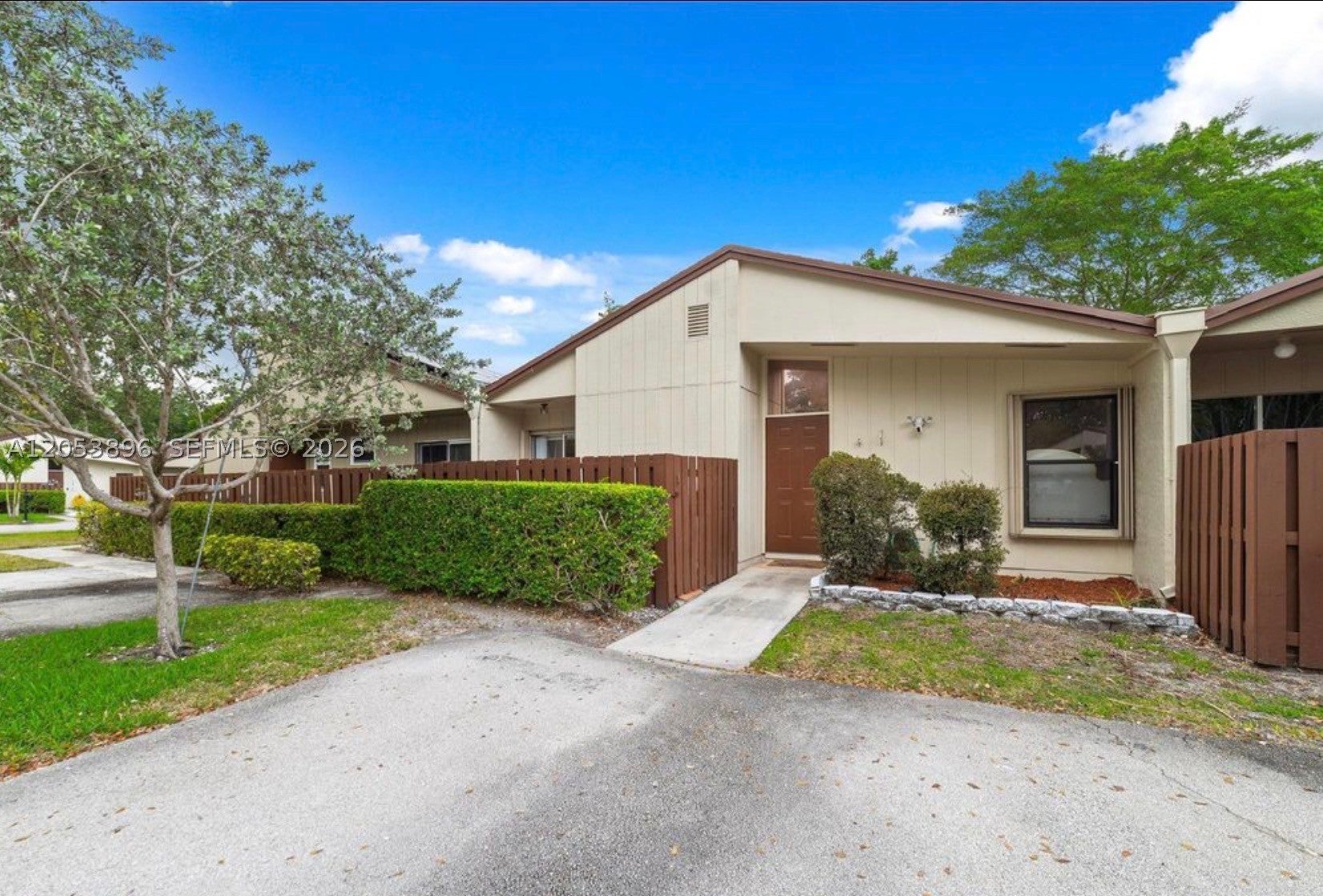 Photo 1 of 37 — 11703 Timbers Way 11703, Boca Raton, FL 33428