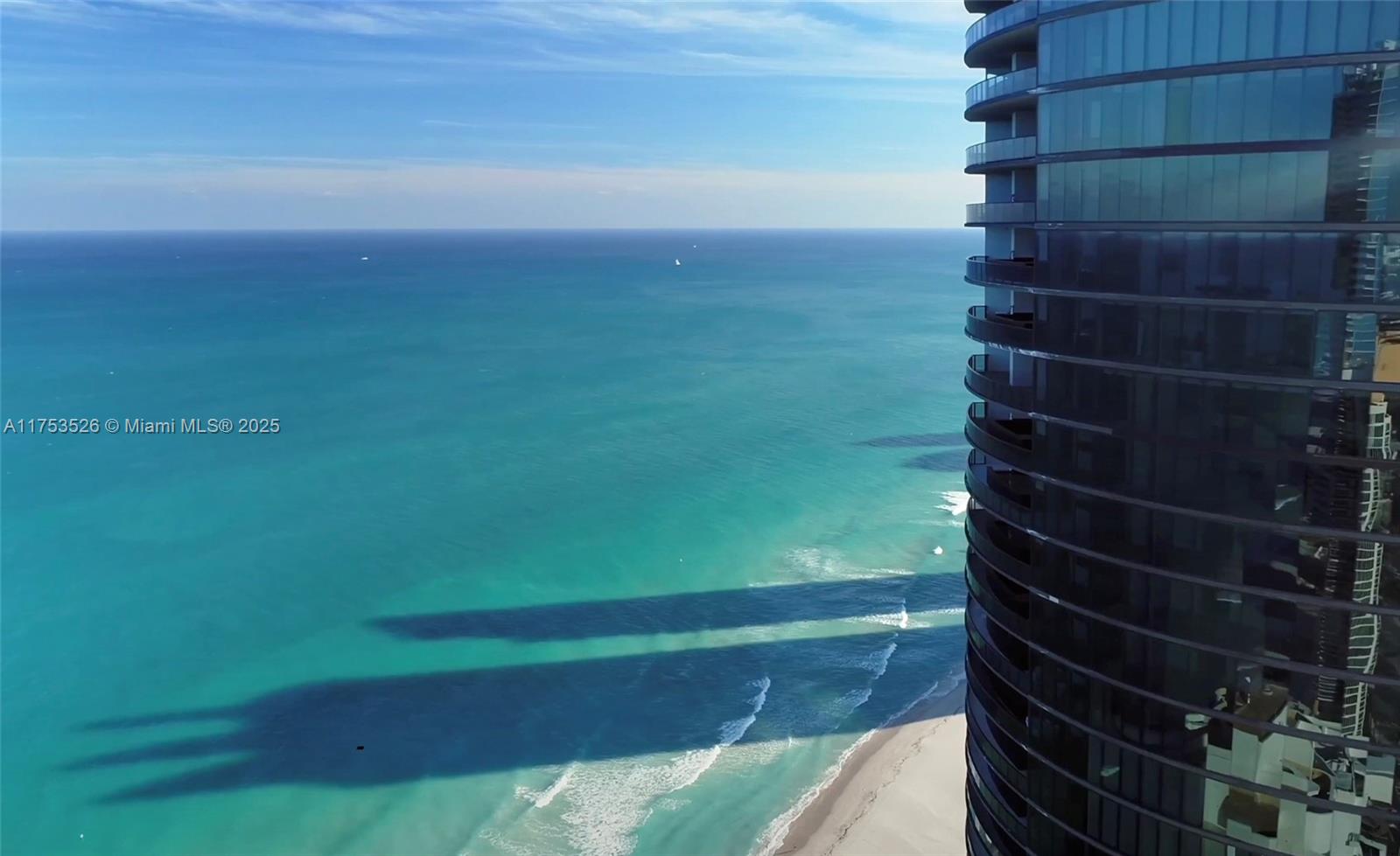 18555 COLLINS AVENUE COND - Residential