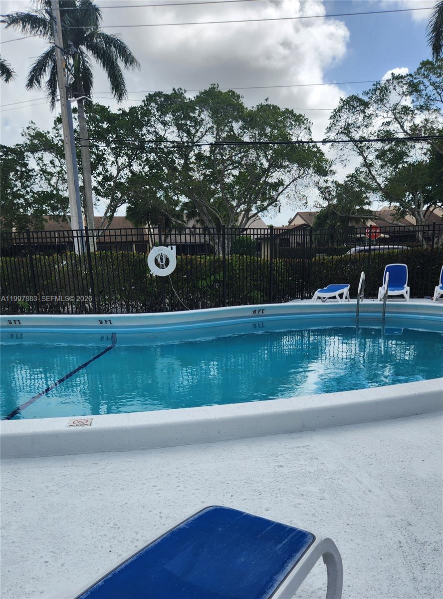 SPRING CREEK CONDO APARTM - Residential