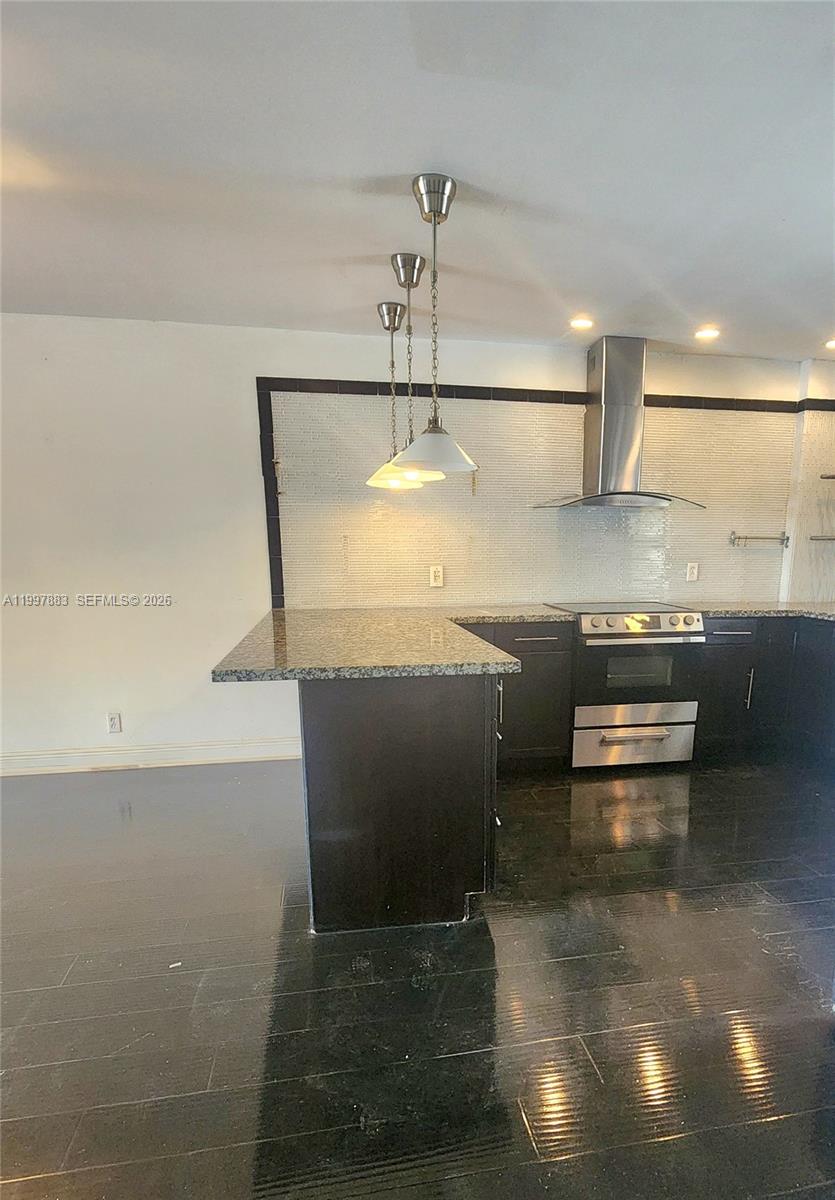 SPRING CREEK CONDO APARTM - Residential