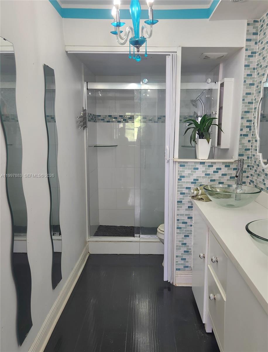 SPRING CREEK CONDO APARTM - Residential