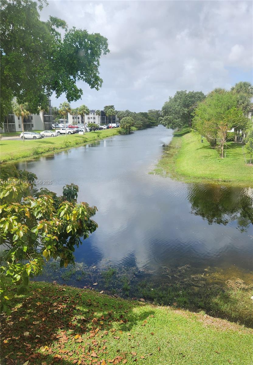 SPRING CREEK CONDO APARTM - Residential