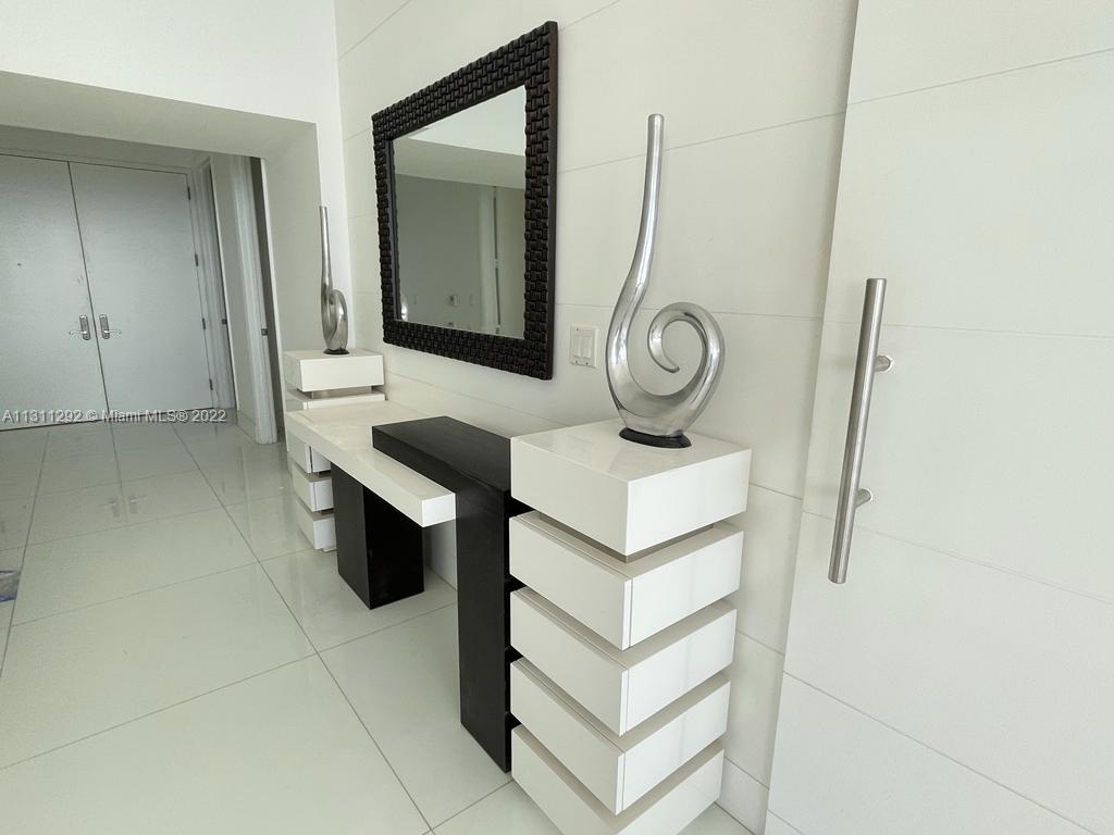 TDR TOWER I CONDO - Residential Lease