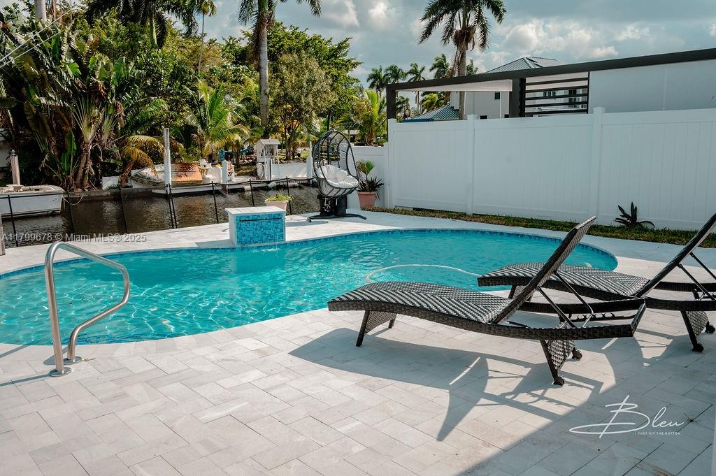 2506 Bimini Ln