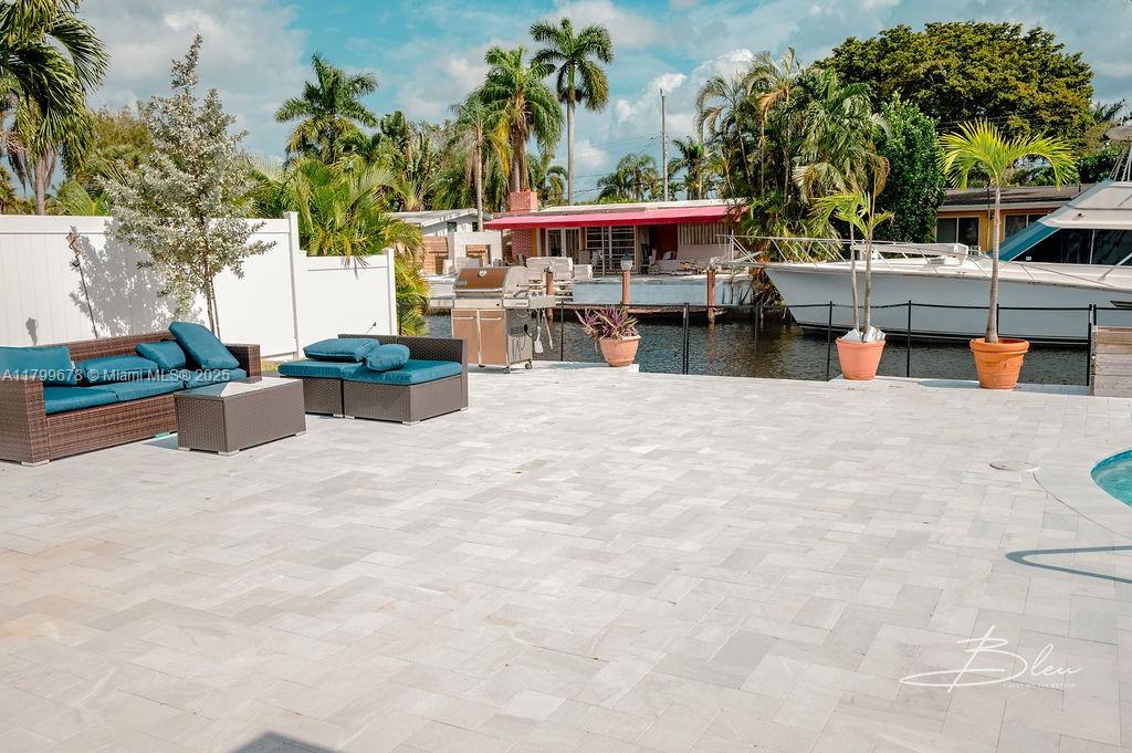 2506 Bimini Ln