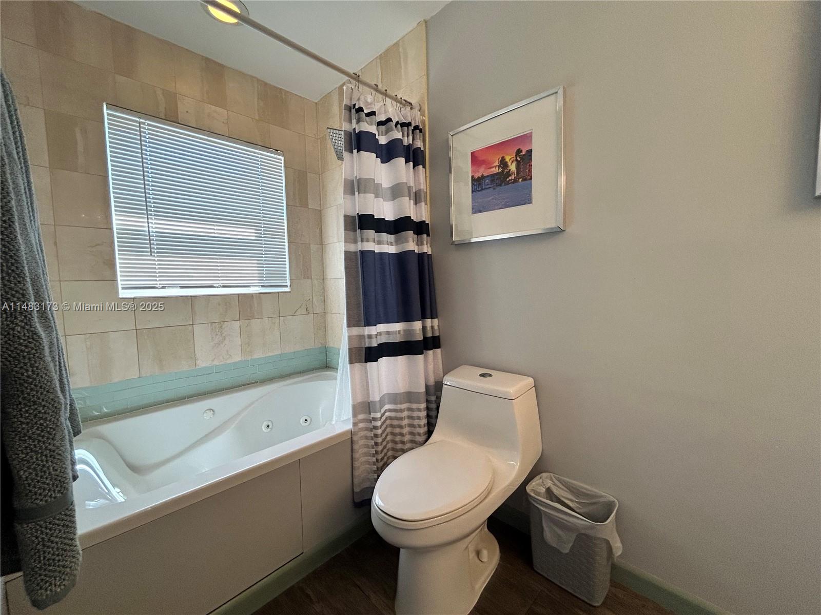 HOLLYWOOD BEACH - Residential Lease