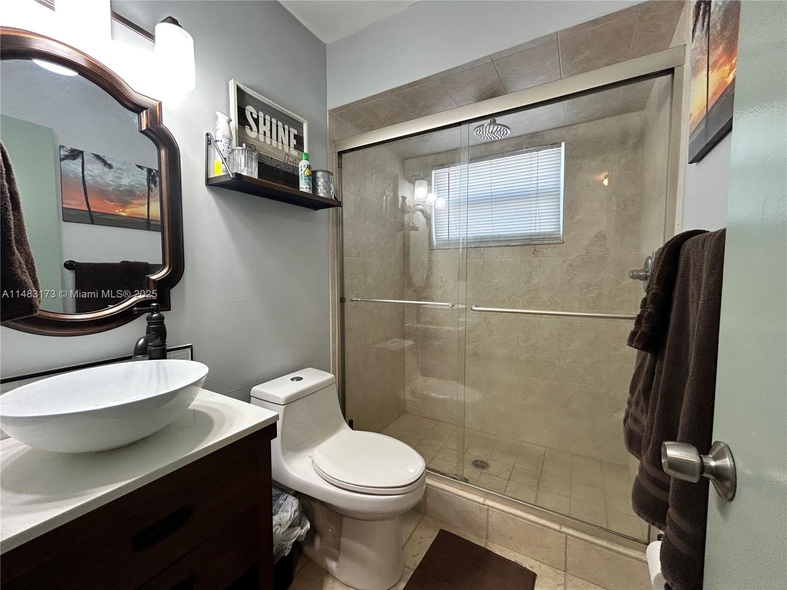 HOLLYWOOD BEACH - Residential Lease