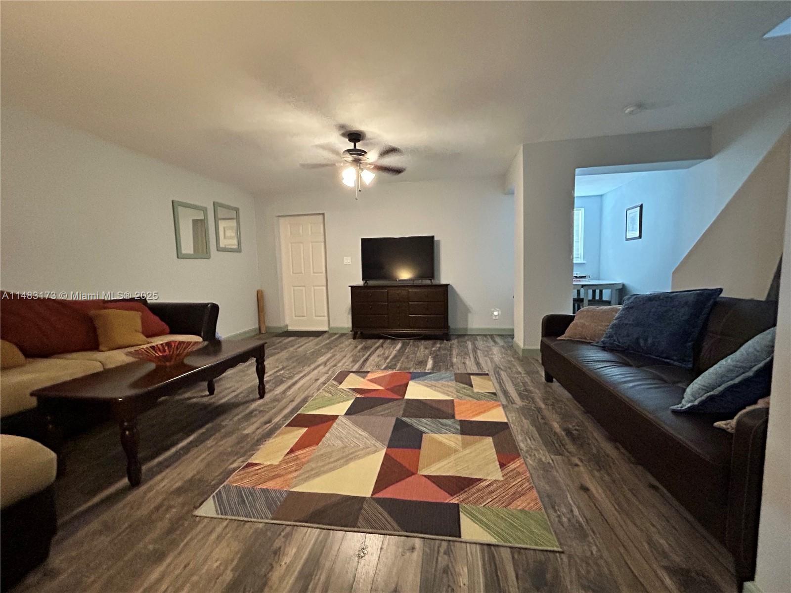 HOLLYWOOD BEACH - Residential Lease