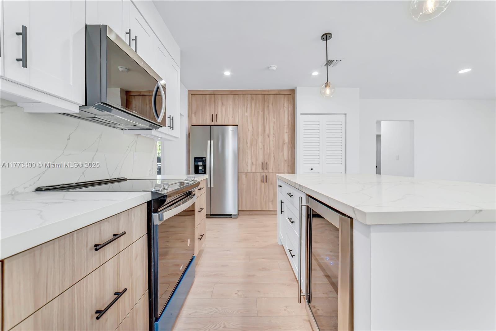 29 NE 106th St