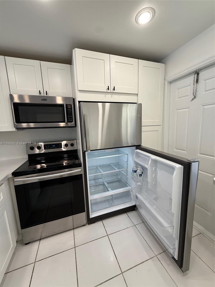 BISC LAKE GARDENS NO 2 BL - Residential Lease