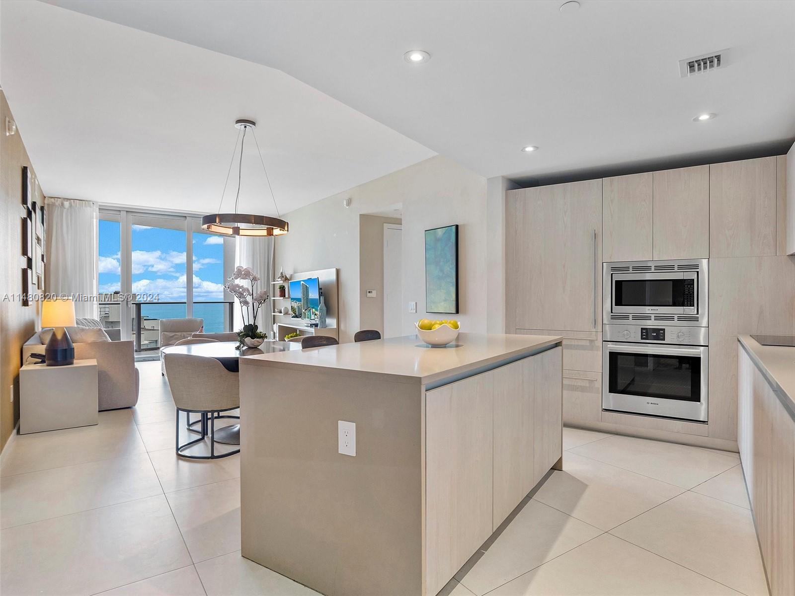 4111 S Ocean Dr 1404, Hollywood, Broward County, Florida - 2 Bedrooms  
2 Bathrooms - 