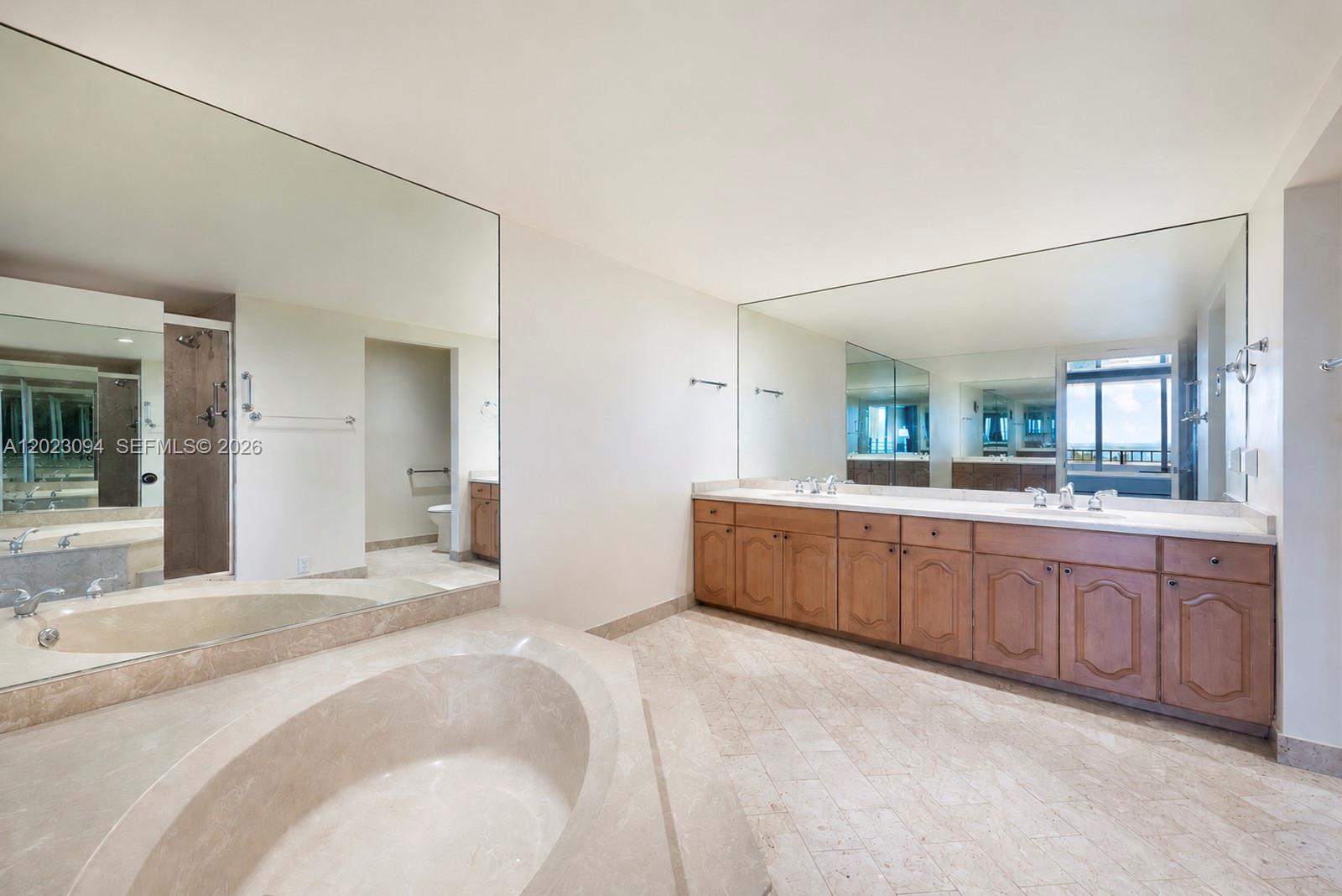 JOCKEY CLUB III CONDO - Residential