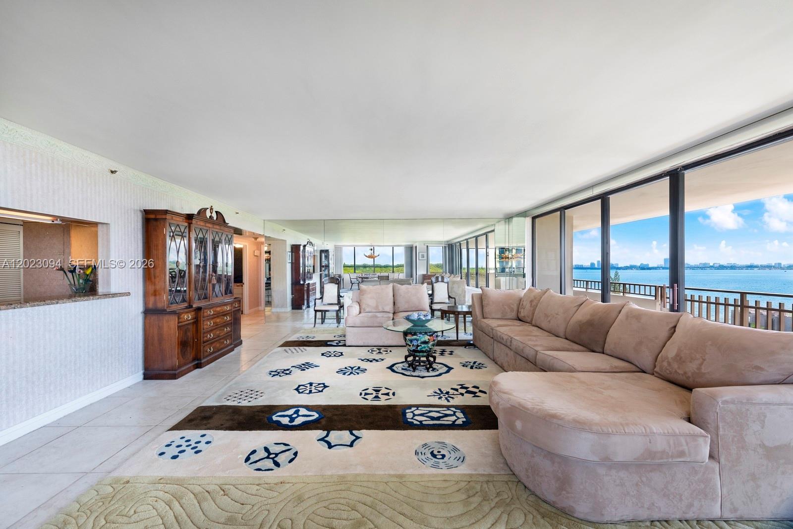 JOCKEY CLUB III CONDO - Residential