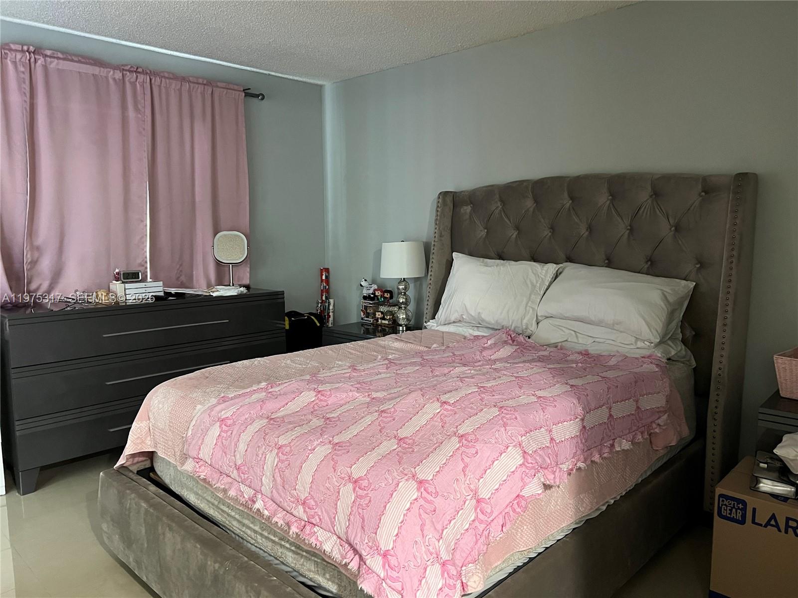 LE CLUB AT OLD CUTLER CON - Residential Lease